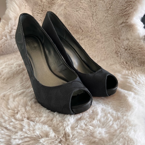 Coach peep toe heels, size 9. Sadly I can no longer wear heels anymore. - Picture 2 of 9